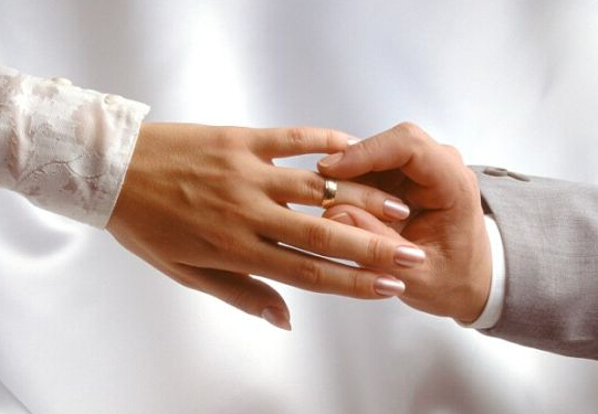 把婚姻当作卖淫用的星座