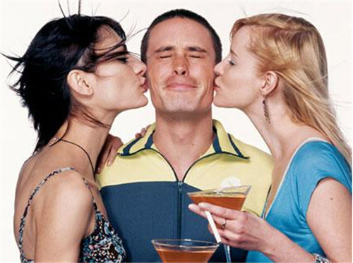 爱脚踩两条船的星座 爱脚踩两条船的星座