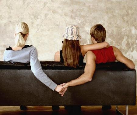 啥星座女恋爱不专一 啥星座女恋爱不专一