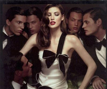 脚踏多条船的星座女