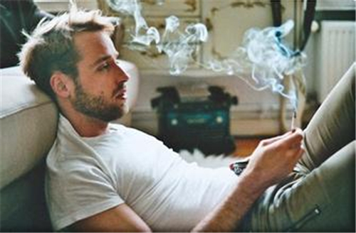 恋爱不献身的星男 恋爱不献身的星男