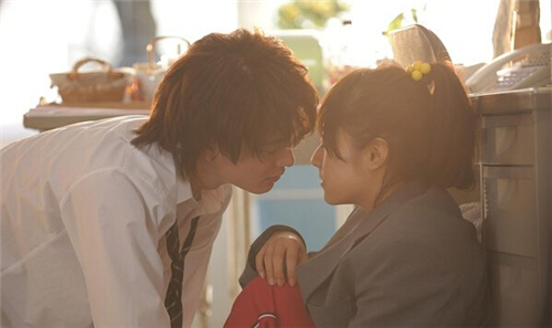 啥星座男爱娇羞美女 啥星座男爱娇羞美女