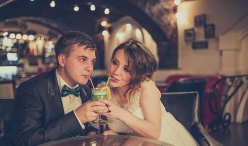 12星座男爱上你的征兆 12星座男爱上你的征兆